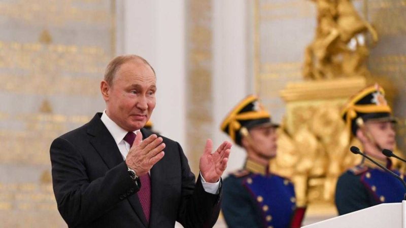 Саудовская Аравия объявила нефтяную войну России: как обвал цен ударит по Путину