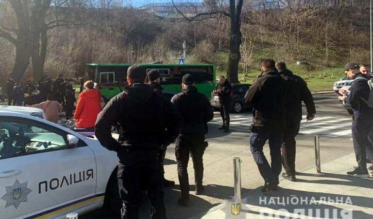 Полиция Авакова скрутила ветеранов АТО из-за конфликта с Сивохо (видео)