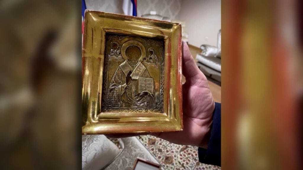 Додік заявив, що немає доказів про українське походження ікони Миколая Чудотворного