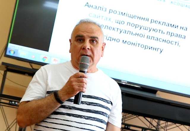 Харківські поліцейські зафіксували підробку документів з боку осіб Української антипіратської асоціації