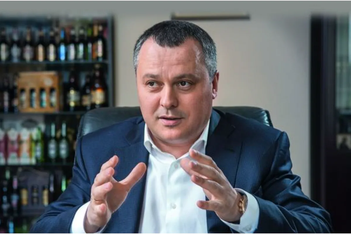 Андрей Николаевич Мацола: прокладки из оффшоров, налоговые долги и торговля пивом в «ДНР»