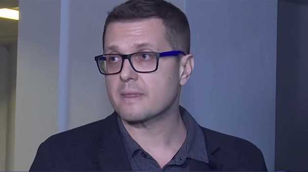 Зеленский уволил «кошелек Баканова» — генерала Наумова: новый передел рынка контрабанды