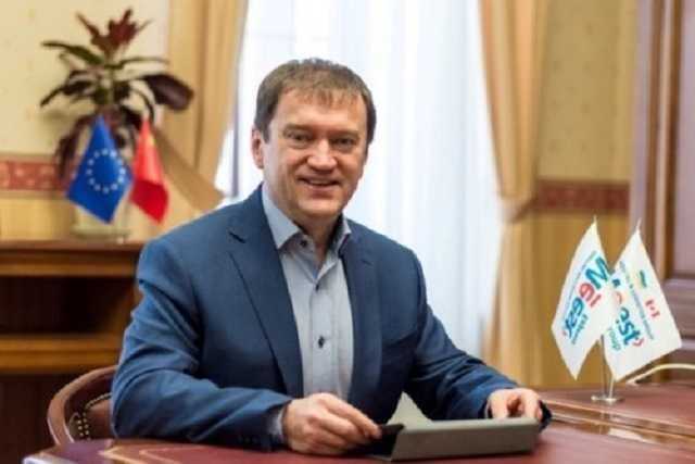 Ростислав Кисиль пытается зачистить интернет от журналистских расследований о контрабанде