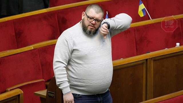 Николай Галушко — депутат-слуга покрывает песчаных нелегалов
