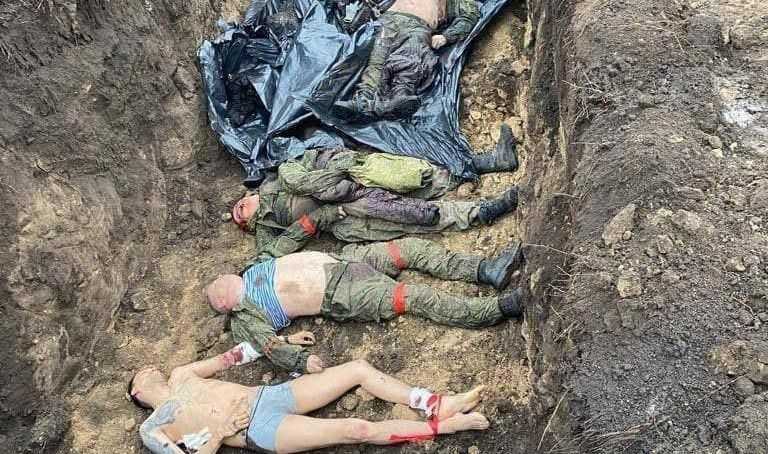 Россия приказала хоронить своих военных в братских могилах, чтобы скрыть потери в Украине. ДОКУМЕНТ