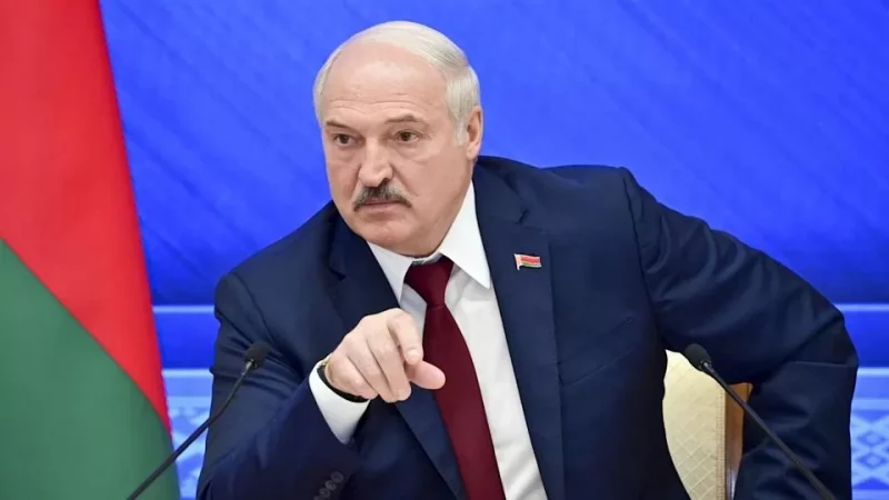 Украинские военные снесут голову любому, – Лукашенко (ВИДЕО)