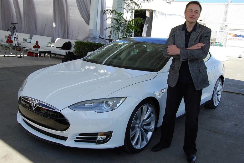 Опрос раскрывает основную причину, по которой люди покупают Tesla (и это не Илон Маск)