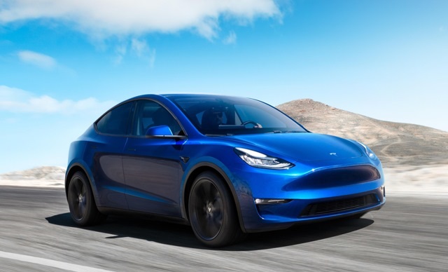 Tesla Model Y 2023 года и новые обновления