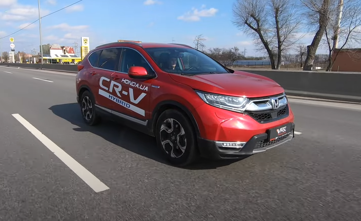 Порівняння гібридного Honda CR-V 2022 з гібридного Toyota RAV4 2022