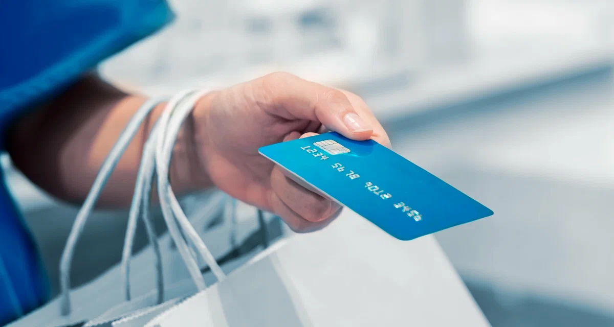 Як правильно користуватися кредитною карткою і кому вона потрібна