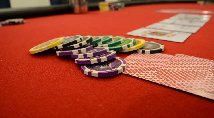 Руководство по покупке покерных столов