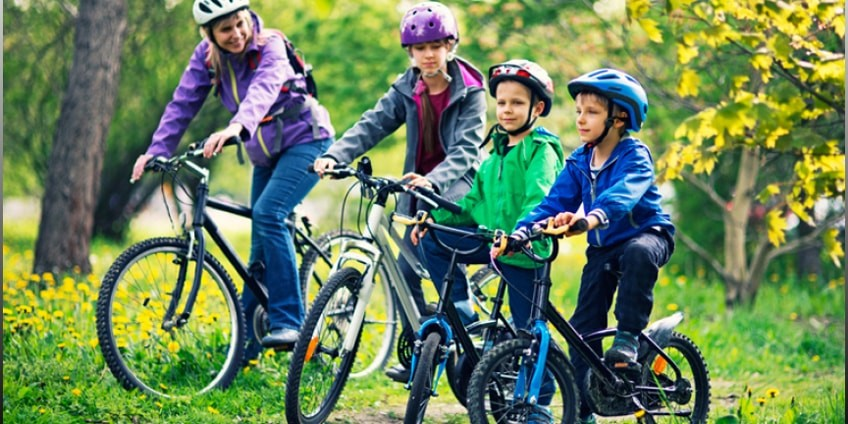Перехід до велосипеда з більшими колесами: ознаки готовності дитини та термін експлуатації дитячого велосипеда