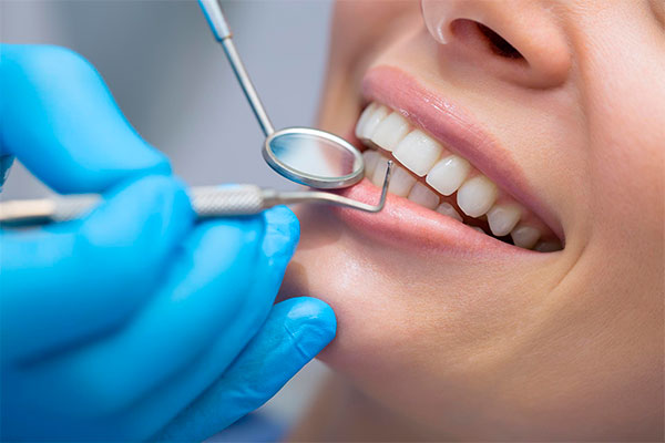 Стоматологія на Оболоні для всієї сім’ї — відкрий для себе якісне лікування зубів