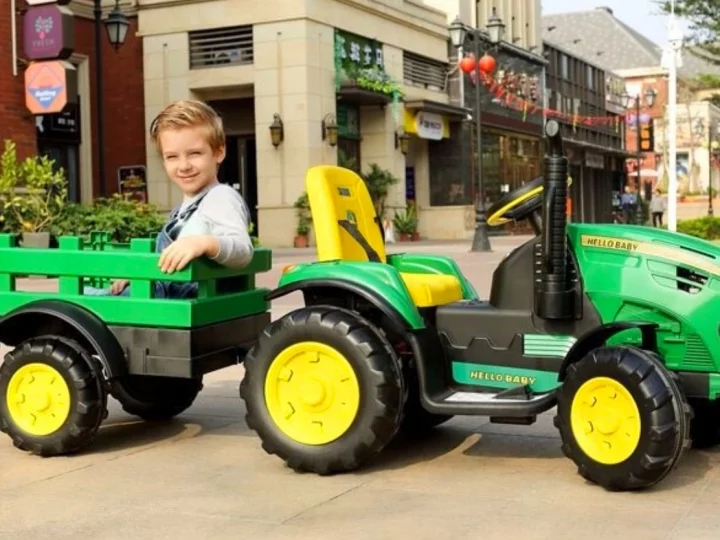Как подобрать интересный трактор для малыша?