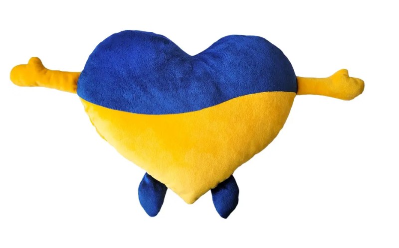 Игрушка-подушка в подарок: универсальный сюрприз для любого возраста