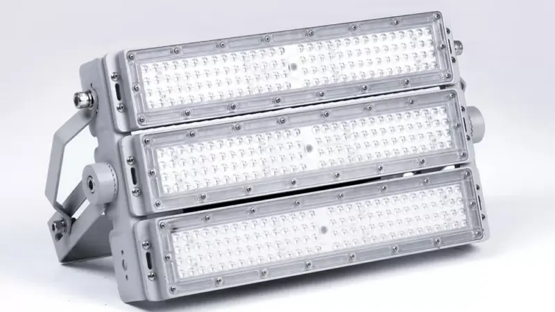 Промышленное освещение, LED прожекторы и уличное освещение от LEDSTER: надёжные решения для бизнеса и инфраструктуры