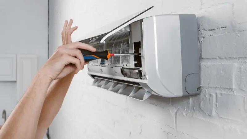 Профессиональная установка кондиционеров в Киеве от Климат Центр с точным монтажом магистрали и полной подготовкой системы