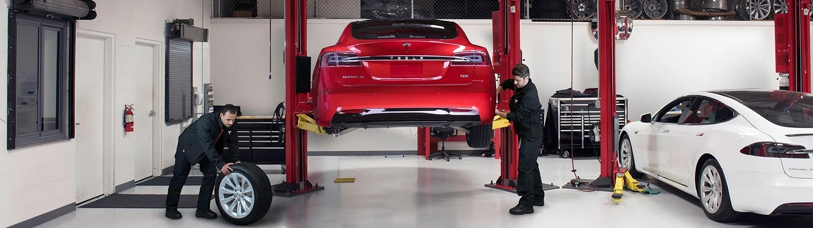 Nikola Service – Poznańskie Centrum Dowodzenia dla Właścicieli Tesli