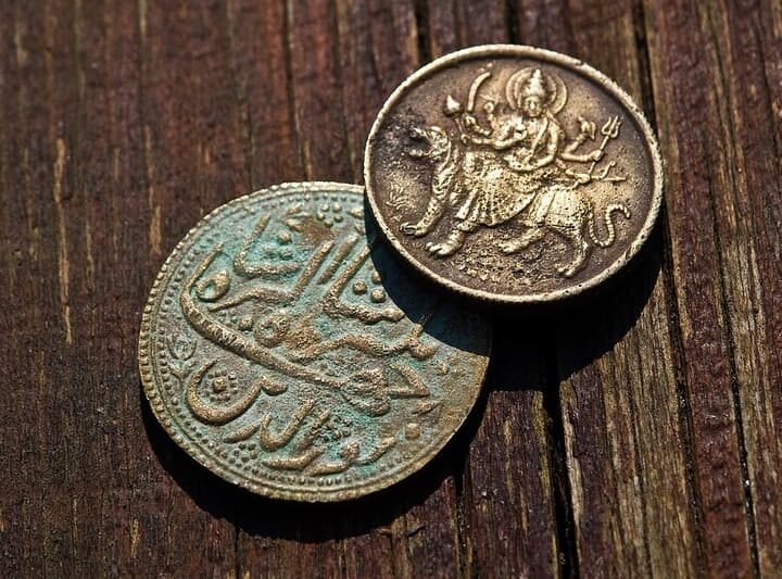 Чим і як чистити старовинні монети в домашніх умовах, щоб не пошкодити патину
