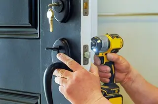 Сколько стоит работа медвежатника и от чего зависит цена